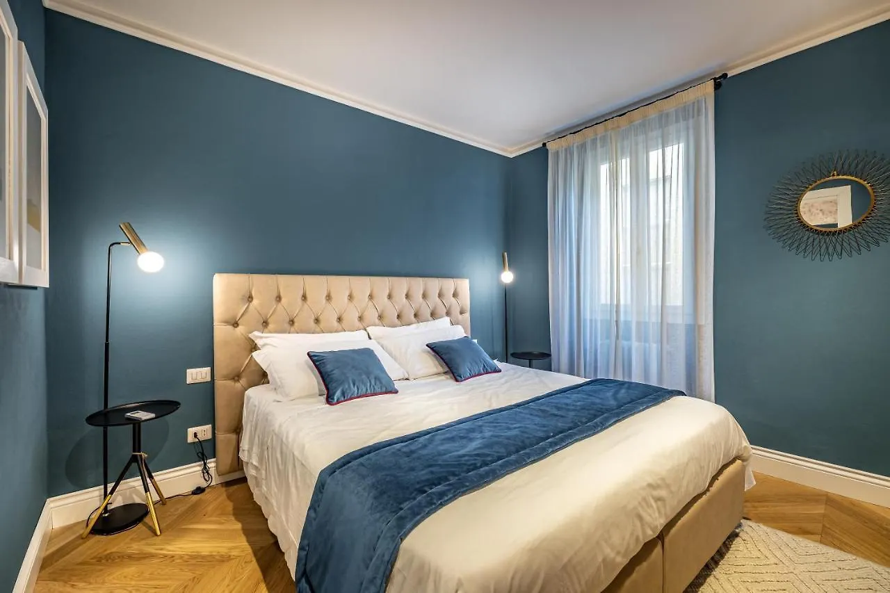 Hs4U Ricasoli Luxury apartment near Duomo N.2 Firenze 0*,  Italia